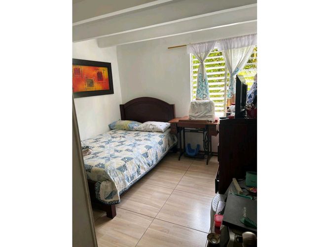 Apartamento de 3 alcobas en venta en Napoles, Cali, 65 m² · foto 4 de 6