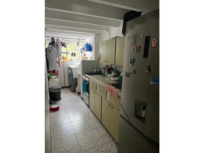 Apartamento de 3 alcobas en venta en Napoles, Cali, 65 m² · foto 5 de 6
