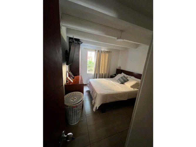 Apartamento de 3 alcobas en venta en Napoles, Cali, 65 m² · foto 6 de 6