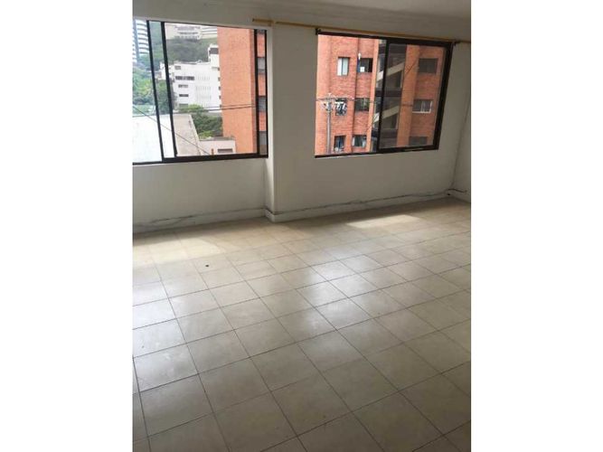 Apartamento de 4 alcobas en venta en Santa Rita, Cali, 260 m² · foto 8 de 10