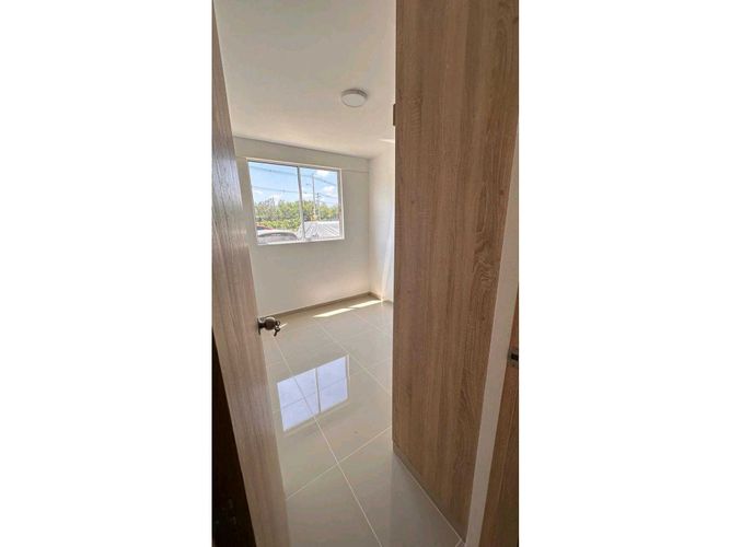 Apartamento de 2 alcobas en venta en Bochalema, Cali, 60 m² · foto 6 de 9