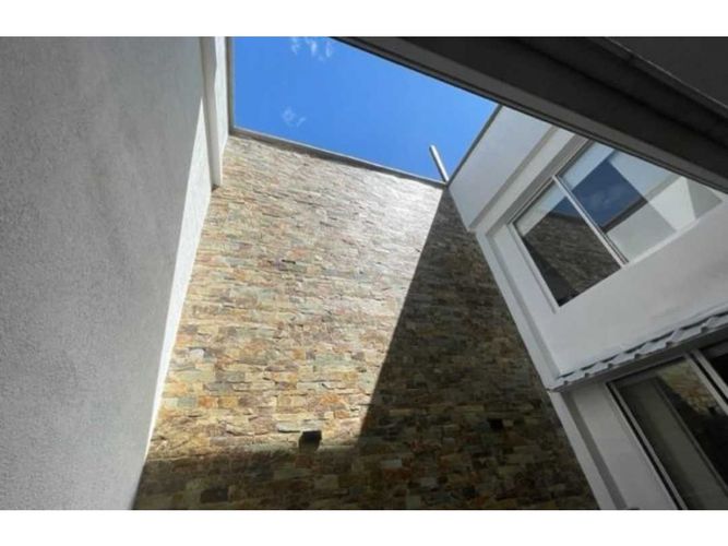 Casa de 5 alcobas en venta en Bochalema, Cali, 350 m² · foto 9 de 10