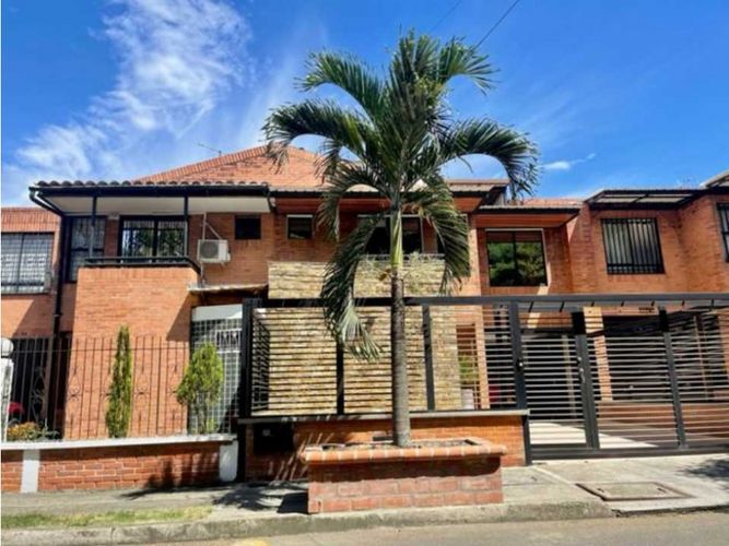 Casa de 5 alcobas en venta en Bochalema, Cali, 350 m² · foto 10 de 10