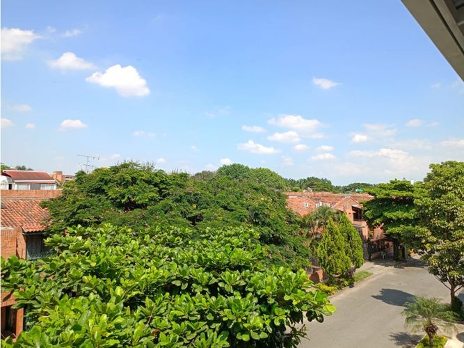 Casa de 4 alcobas en venta en Lili, Cali, 320 m² · foto 3 de 24