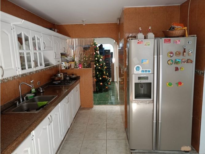 Casa de 4 alcobas en venta en Lili, Cali, 320 m² · foto 6 de 24