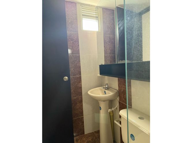 Apartamento de 2 alcobas en venta en Valle Del Lili, Cali, 63 m² · foto 7 de 17