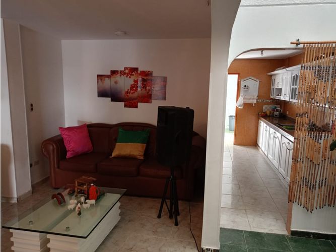 Casa de 4 alcobas en venta en Lili, Cali, 320 m² · foto 9 de 24
