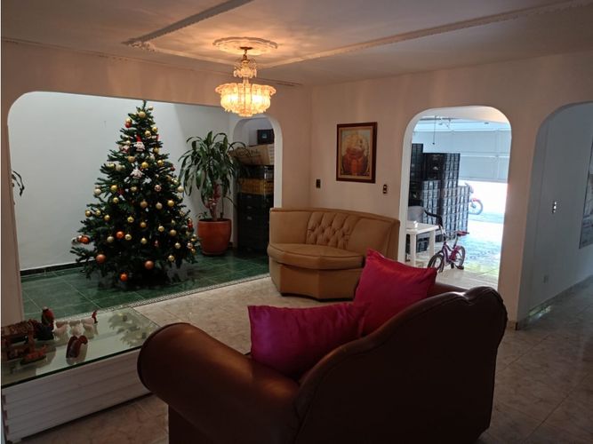 Casa de 4 alcobas en venta en Lili, Cali, 320 m² · foto 10 de 24