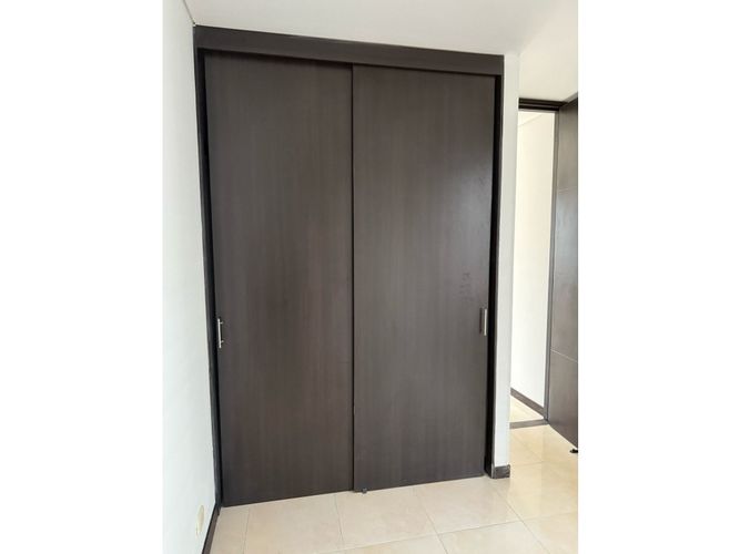 Apartamento de 2 alcobas en venta en Valle Del Lili, Cali, 63 m² · foto 10 de 17