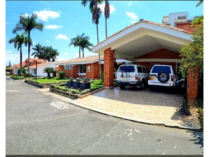 Casa de 7 alcobas en venta en Pance, Cali, 1047 m² · foto 13 de 22