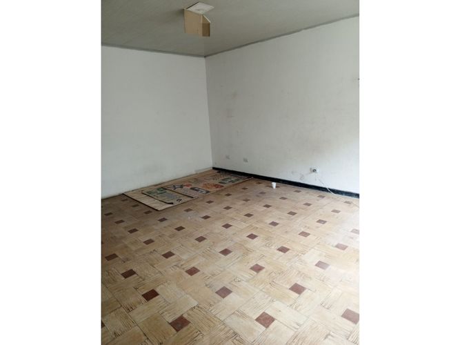 Casa de 9 alcobas en venta en Versalles, Cali, 450 m² · foto 8 de 18