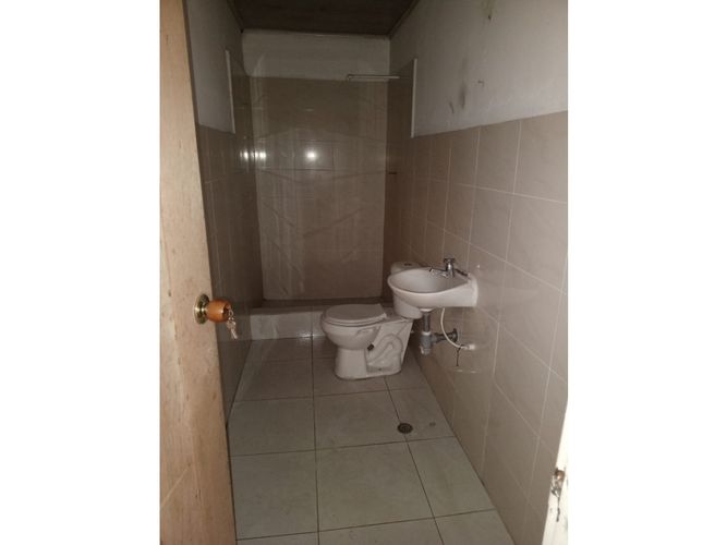 Casa de 9 alcobas en venta en Versalles, Cali, 450 m² · foto 10 de 18