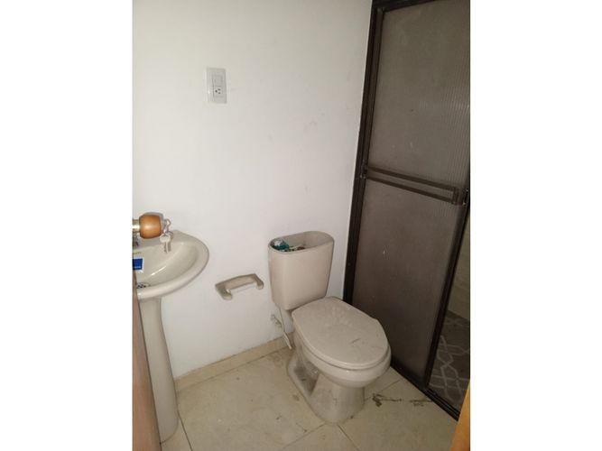 Casa de 9 alcobas en venta en Versalles, Cali, 450 m² · foto 14 de 18