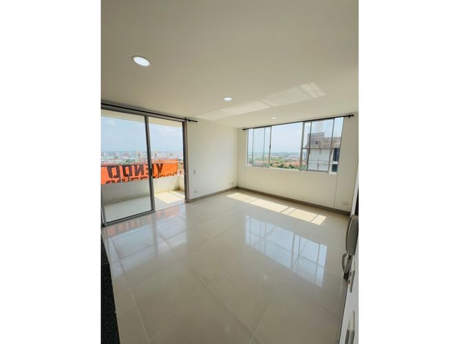 Apartamento de 3 alcobas en venta en Lili, Cali, 90 m² · foto 2 de 16