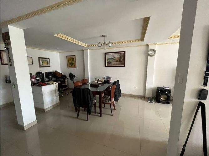Casa de 7 alcobas en venta en La Libertad, Cali, 570 m² · foto 7 de 14