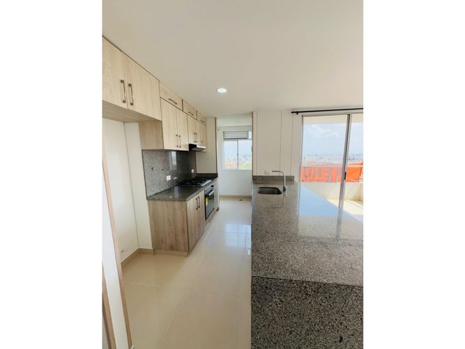 Apartamento de 3 alcobas en venta en Lili, Cali, 90 m² · foto 3 de 16