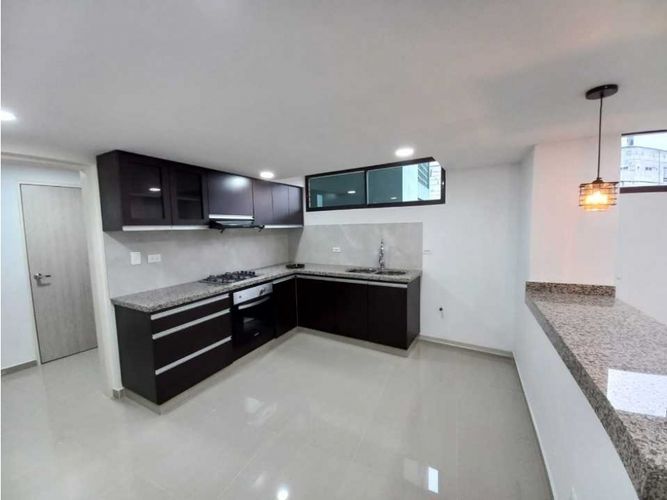 Apartamento de 3 alcobas en venta en San Vicente, Cali, 155 m² · foto 9 de 24
