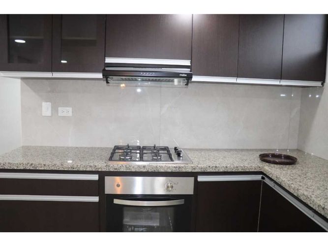 Apartamento de 3 alcobas en venta en San Vicente, Cali, 155 m² · foto 16 de 24