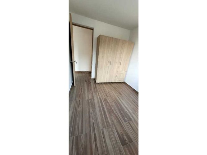 Apartamento de 3 alcobas en venta en Aguacatal, Cali, 65 m² · foto 4 de 9