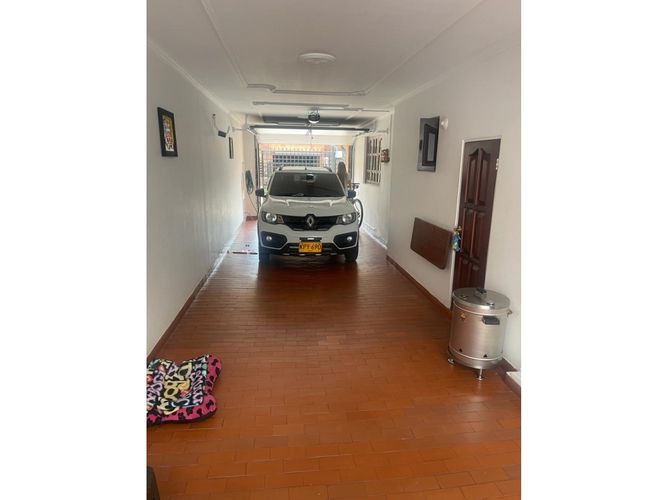 Casa de 4 alcobas en venta en Lili, Cali, 240 m² · foto 6 de 15