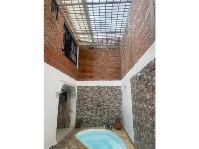 Casa de 4 alcobas en venta en Lili, Cali, 240 m² · foto 7 de 15