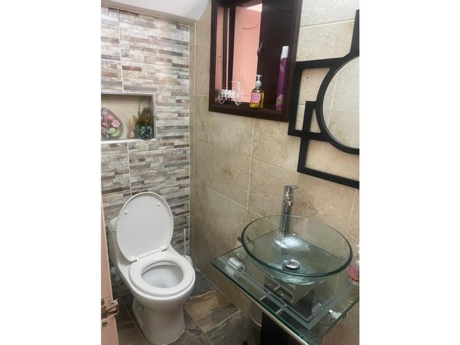 Casa de 4 alcobas en venta en Lili, Cali, 240 m² · foto 8 de 15
