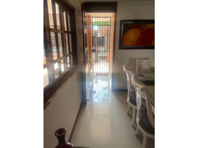Casa de 4 alcobas en venta en Lili, Cali, 240 m² · foto 11 de 15