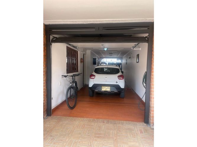 Casa de 4 alcobas en venta en Lili, Cali, 240 m² · foto 12 de 15