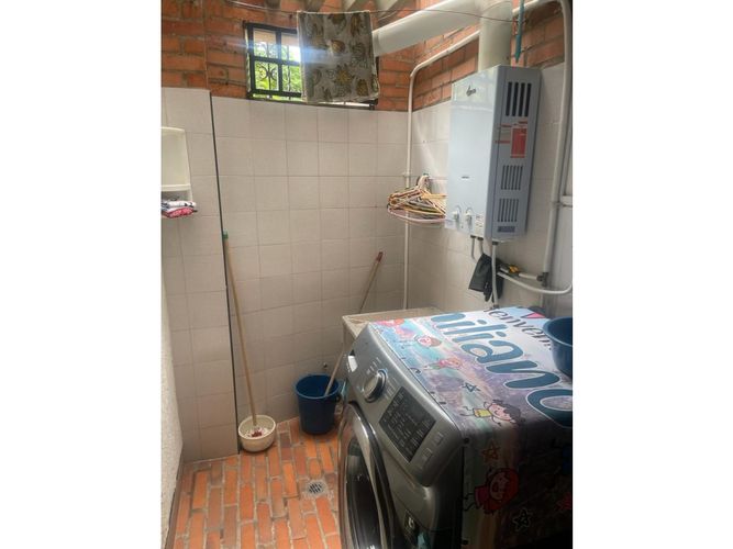 Casa de 4 alcobas en venta en Lili, Cali, 240 m² · foto 14 de 15