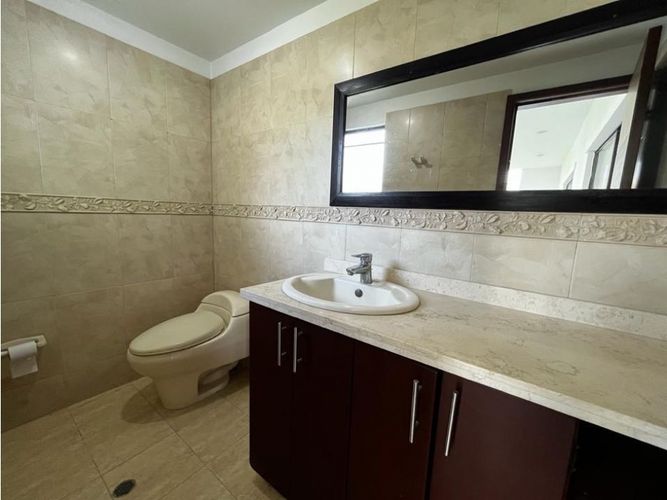 Casa de 5 alcobas en venta en La Morada, Jamundí, 390 m² · foto 11 de 24