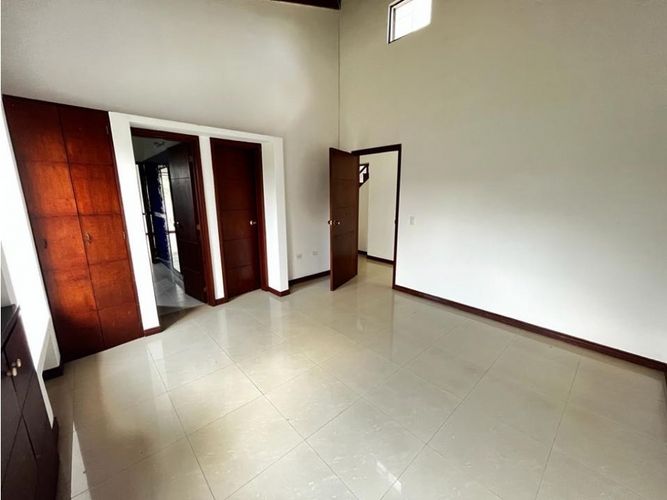 Casa de 5 alcobas en venta en La Morada, Jamundí, 390 m² · foto 12 de 24