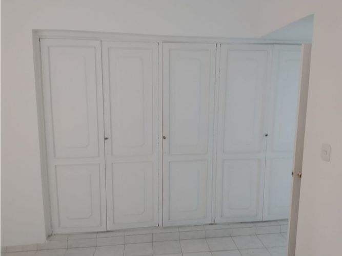 Casa de 5 alcobas en venta en Ciudad Jardin, Cali, 820 m² · foto 15 de 24