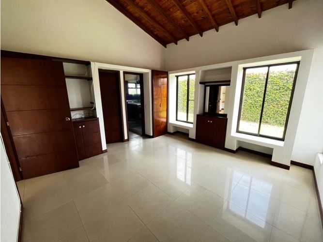 Casa de 5 alcobas en venta en La Morada, Jamundí, 390 m² · foto 14 de 24