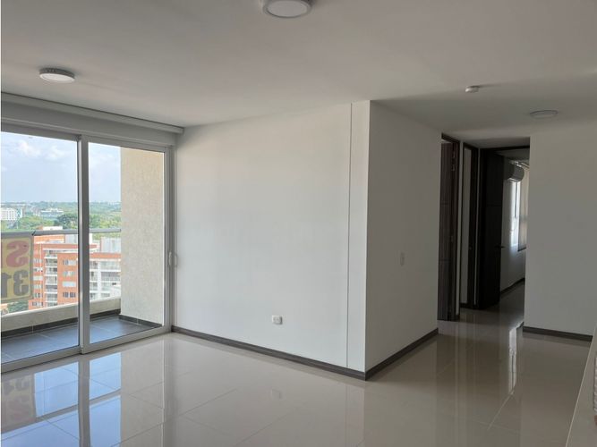 Apartamento de 3 alcobas en venta en Lili, Cali, 89 m² · foto 2 de 11