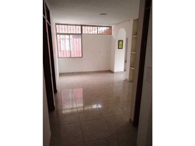 Apartamento de 3 alcobas en venta en Tequendama, Cali, 90 m² · foto 3 de 6