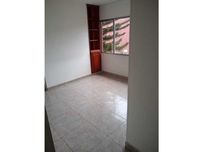 Apartamento de 3 alcobas en venta en Tequendama, Cali, 90 m² · foto 4 de 6