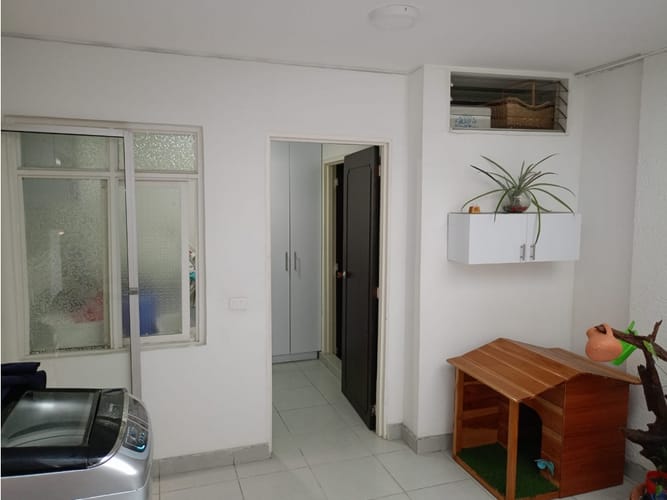 Casa de 5 alcobas en venta en Colseguros Andes, Cali, 461 m² · foto 12 de 24