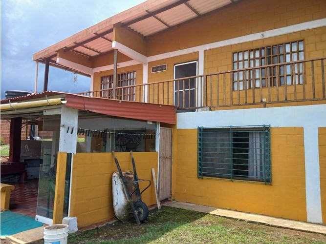 Casa de 4 alcobas en venta en La Arboleda, Cali, 140 m² · foto 14 de 24