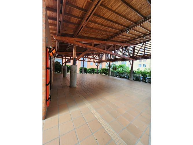 Apartamento de 2 alcobas en venta en Ciudad Melendez, Cali, 65 m² · foto 15 de 18