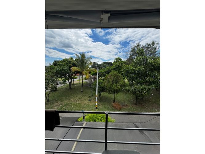 Casa de 5 alcobas en venta en Valle Del Lili, Palmira, 180 m² · foto 11 de 18