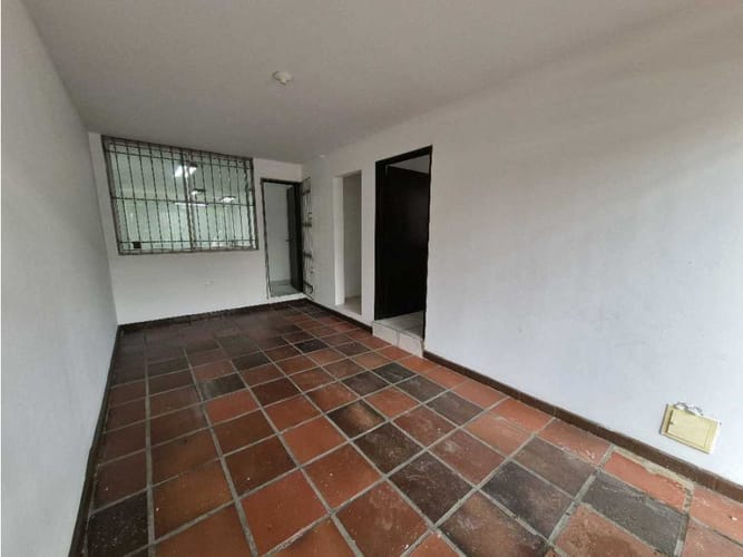 Casa de 5 alcobas en venta en Prados Del Norte, Cali, 190 m² · foto 6 de 24