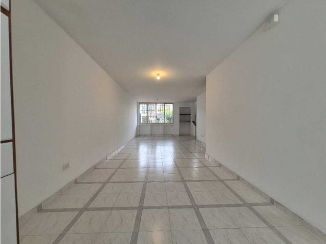 Casa de 5 alcobas en venta en Prados Del Norte, Cali, 190 m² · foto 12 de 24