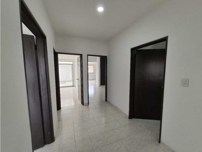 Casa de 5 alcobas en venta en Prados Del Norte, Cali, 190 m² · foto 14 de 24