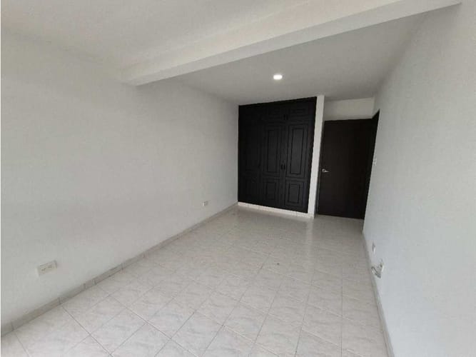 Casa de 5 alcobas en venta en Prados Del Norte, Cali, 190 m² · foto 16 de 24