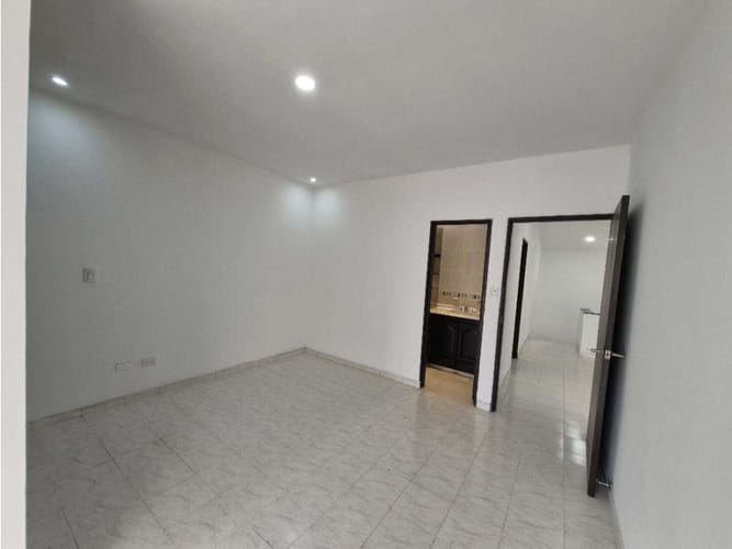 Casa de 5 alcobas en venta en Prados Del Norte, Cali, 190 m² · foto 20 de 24