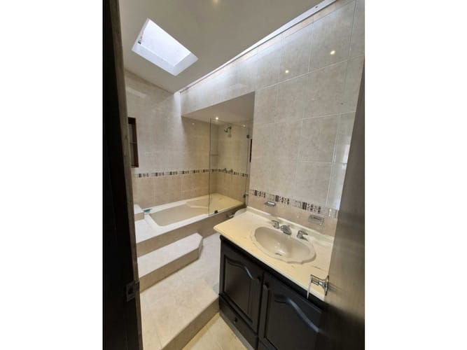 Casa de 5 alcobas en venta en Prados Del Norte, Cali, 190 m² · foto 21 de 24