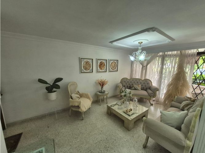 Apartamento de 3 alcobas en venta en Ciudad Capri, Cali, 131 m² · foto 3 de 24