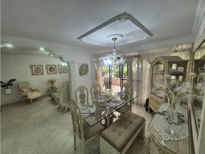 Apartamento de 3 alcobas en venta en Ciudad Capri, Cali, 131 m² · foto 4 de 24