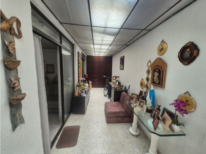 Apartamento de 3 alcobas en venta en Ciudad Capri, Cali, 131 m² · foto 10 de 24