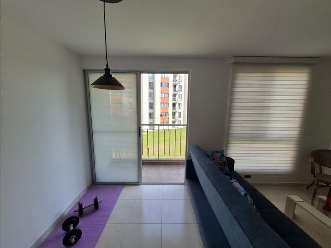 Apartamento de 3 alcobas en venta en Cr. Los Naranjos, Jamundí, 62 m² · foto 6 de 19